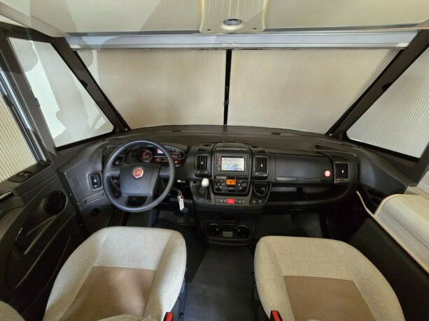 laika-ecovip-712-queensbed-senkeseng-alde-stort-kj248leskap-l-sittegruppe-diesel-2019-big-28