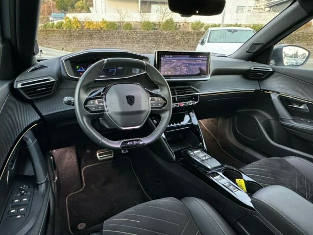 peugeot-e-2008-elektrisitet-2024-big-9