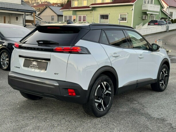 peugeot-e-2008-elektrisitet-2024-big-5