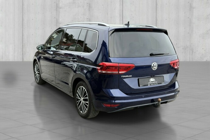 volkswagen-touran-bensin-2020-big-5