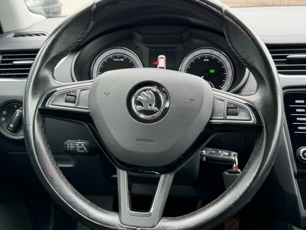 skoda-octavia-diesel-2018-big-8