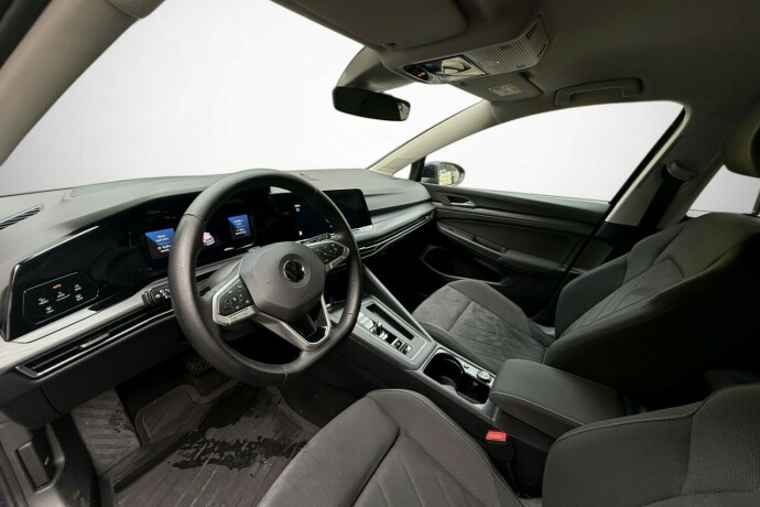 volkswagen-golf-bensin-2022-big-16