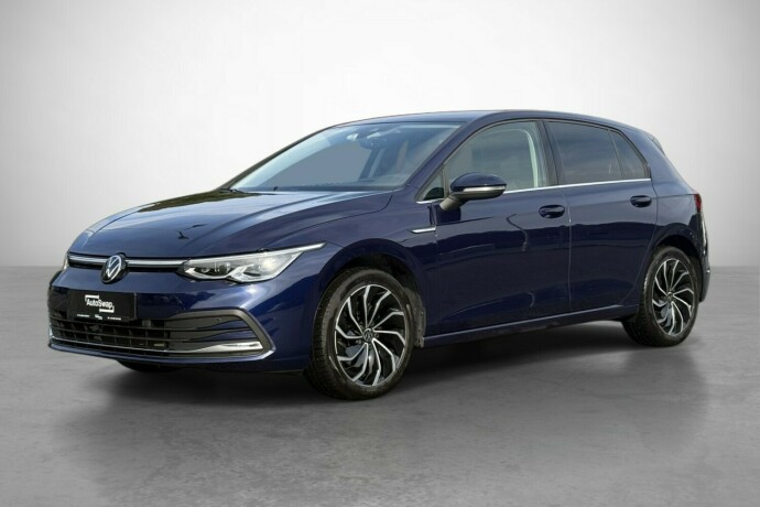 volkswagen-golf-bensin-2022-big-0