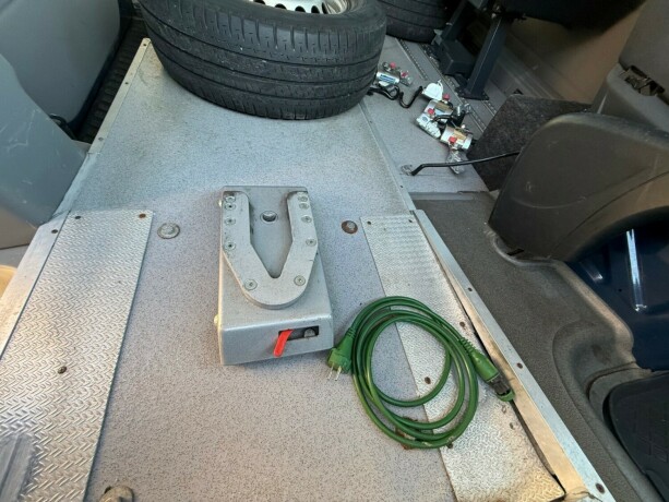 mercedes-benz-sprinter-diesel-2012-big-15