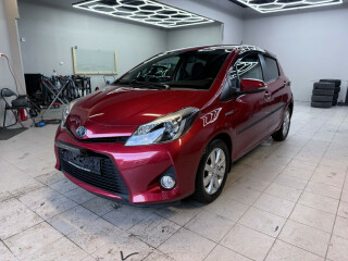 Toyota | Yaris | Elektrisitet+bensin | 2013