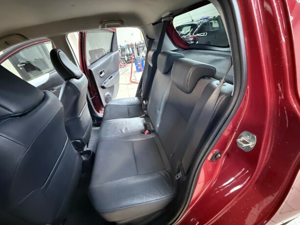 toyota-yaris-elektrisitetbensin-2013-big-29