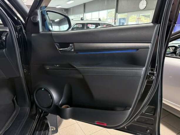 toyota-hilux-diesel-2021-big-31