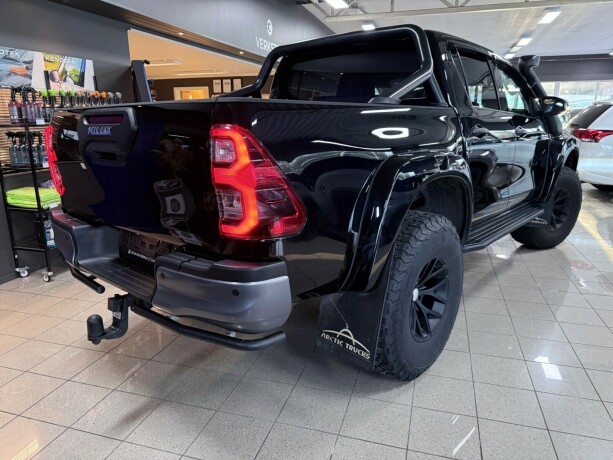 toyota-hilux-diesel-2021-big-6