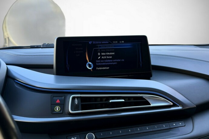 bmw-i8-elektrisitetbensin-2016-big-39