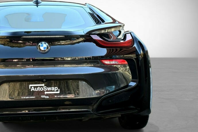 bmw-i8-elektrisitetbensin-2016-big-16