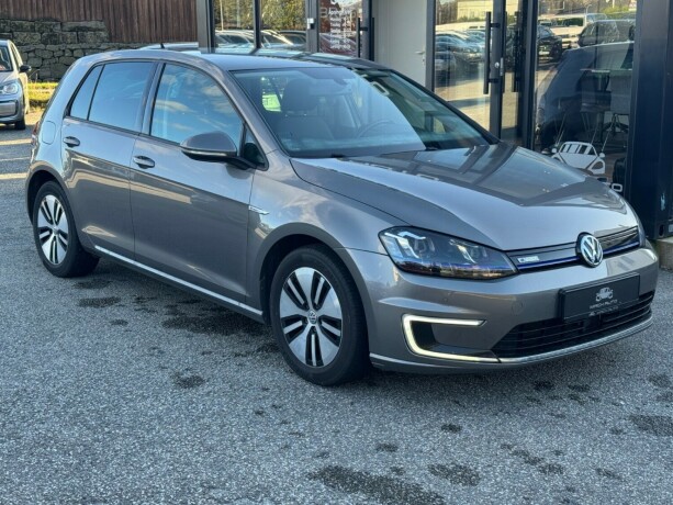 volkswagen-golf-elektrisitet-2015-big-0