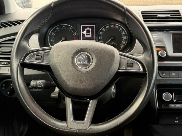 skoda-fabia-bensin-2017-big-11