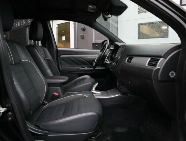 mitsubishi-outlander-elektrisitetbensin-2017-big-10