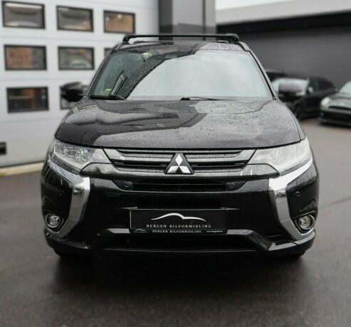 mitsubishi-outlander-elektrisitetbensin-2017-big-4