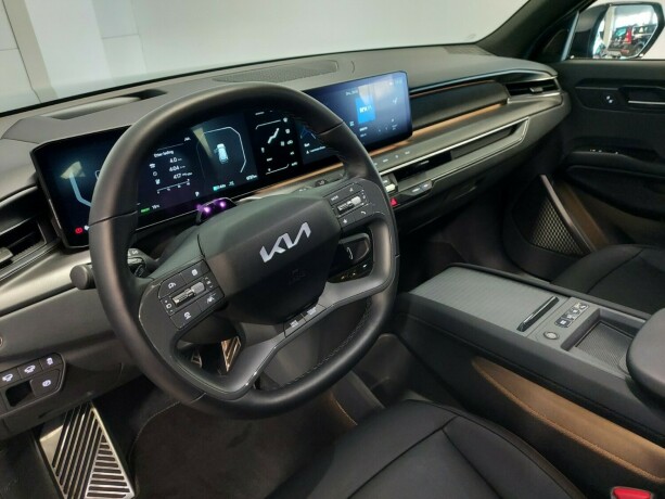 kia-ev9-elektrisitet-2024-big-25