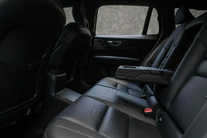 volvo-v60-elektrisitetbensin-2020-big-33