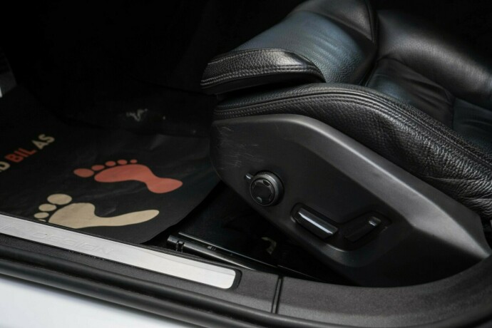 volvo-v60-elektrisitetbensin-2020-big-30