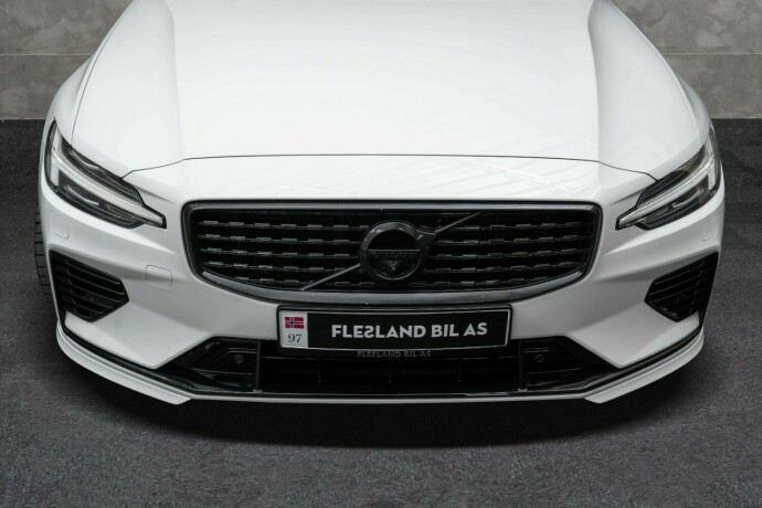 volvo-v60-elektrisitetbensin-2020-big-5