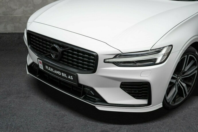 volvo-v60-elektrisitetbensin-2020-big-4