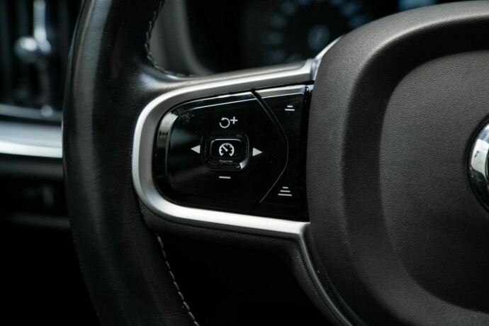 volvo-v60-elektrisitetbensin-2020-big-15