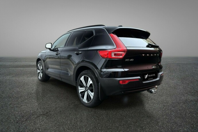 volvo-xc-40-elektrisitet-2023-big-6