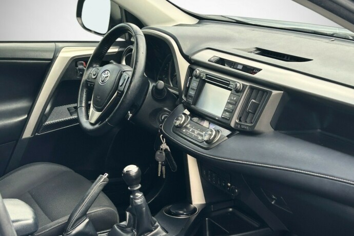 toyota-rav4-diesel-2014-big-10