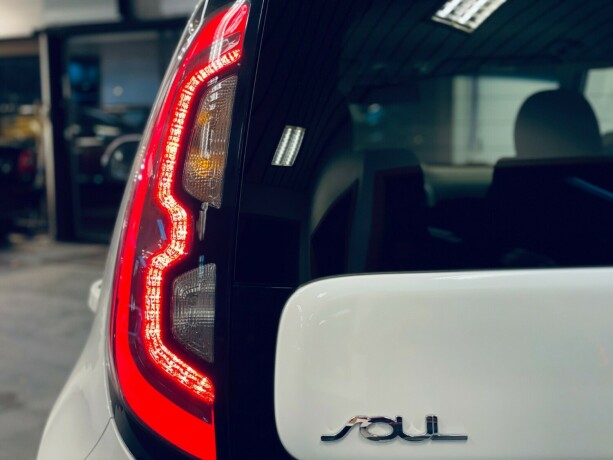 kia-soul-elektrisitet-2017-big-29