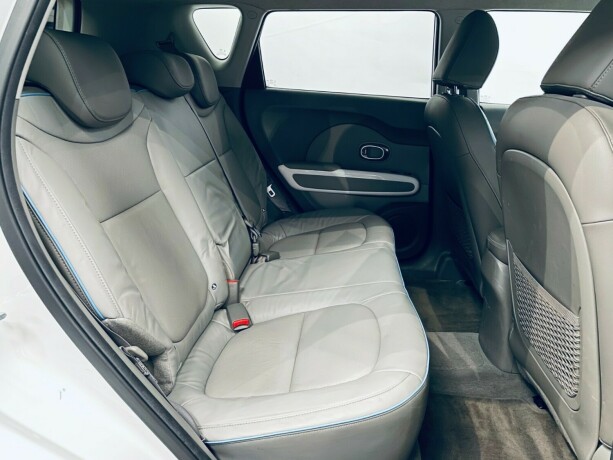 kia-soul-elektrisitet-2017-big-16