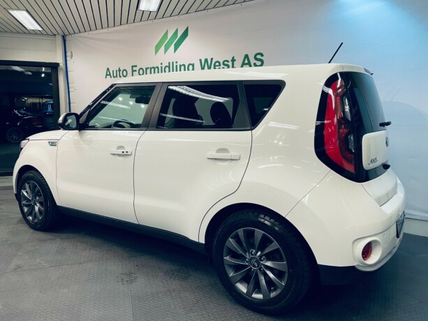 kia-soul-elektrisitet-2017-big-4