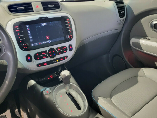 kia-soul-elektrisitet-2018-big-11