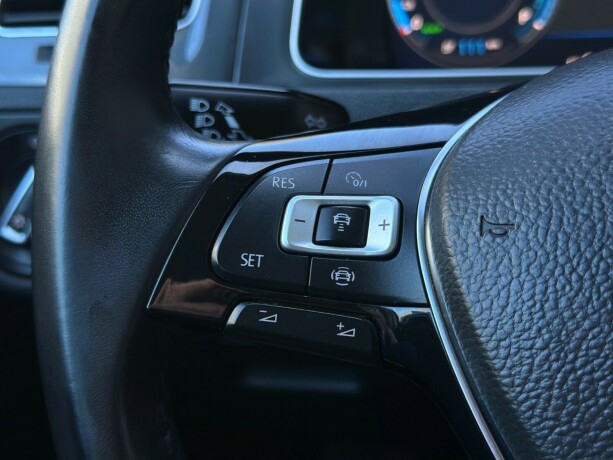 volkswagen-golf-elektrisitet-2019-big-27