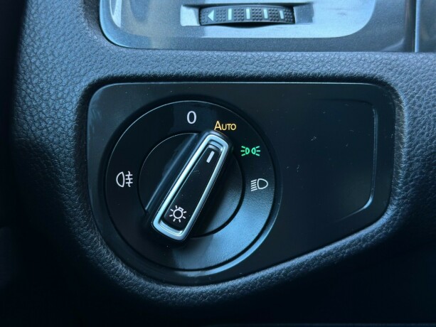 volkswagen-golf-elektrisitet-2019-big-31