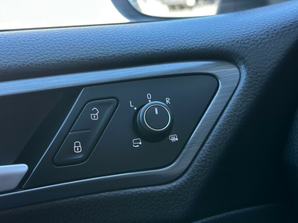 volkswagen-golf-elektrisitet-2019-big-30