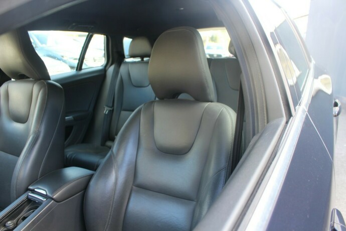 volvo-v60-bensin-2017-big-5