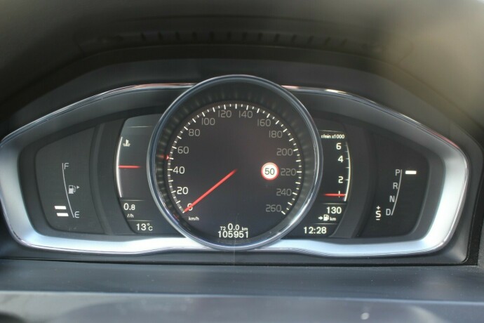 volvo-v60-bensin-2017-big-10