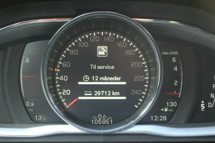 volvo-v60-bensin-2017-big-11