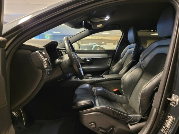 volvo-v90-plug-in-petrol-2019-big-21
