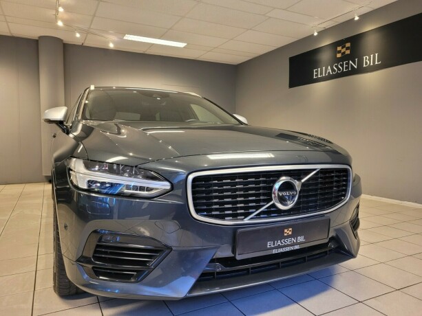 volvo-v90-plug-in-petrol-2019-big-8