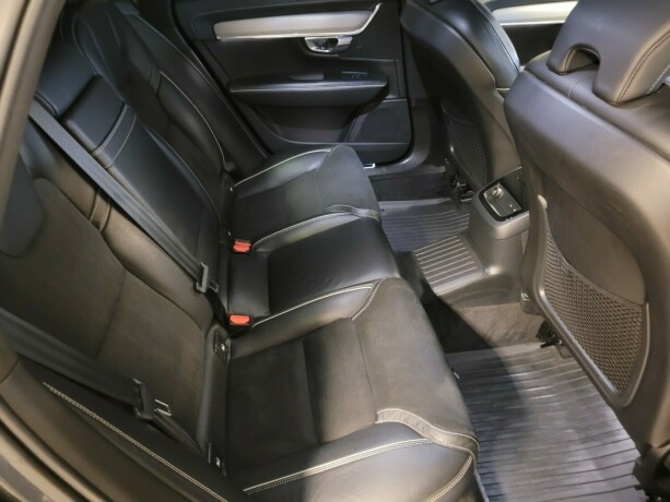 volvo-v90-plug-in-petrol-2019-big-16