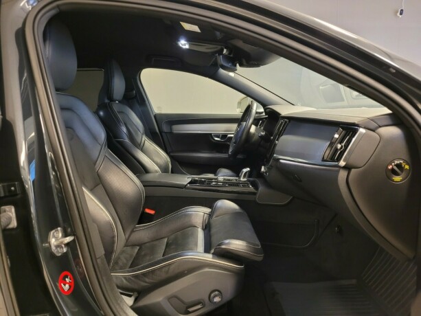 volvo-v90-plug-in-petrol-2019-big-10