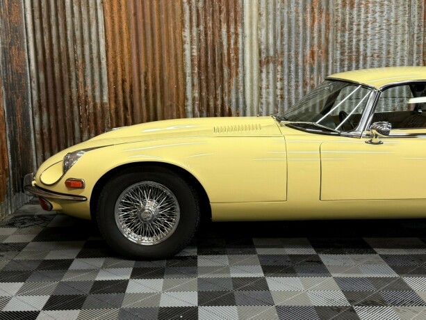 jaguar-e-type-bensin-1974-big-52