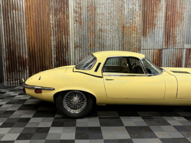 jaguar-e-type-bensin-1974-big-6