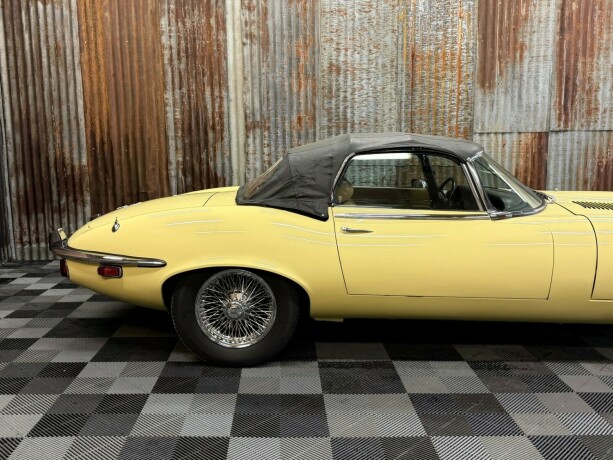 jaguar-e-type-bensin-1974-big-9