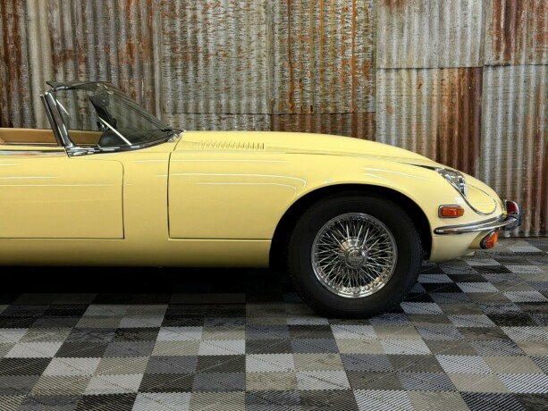jaguar-e-type-bensin-1974-big-12