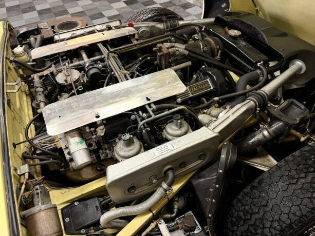 jaguar-e-type-bensin-1974-big-57