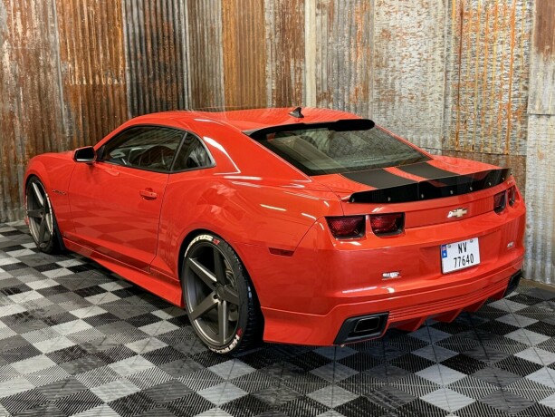 chevrolet-camaro-bensin-2010-big-13