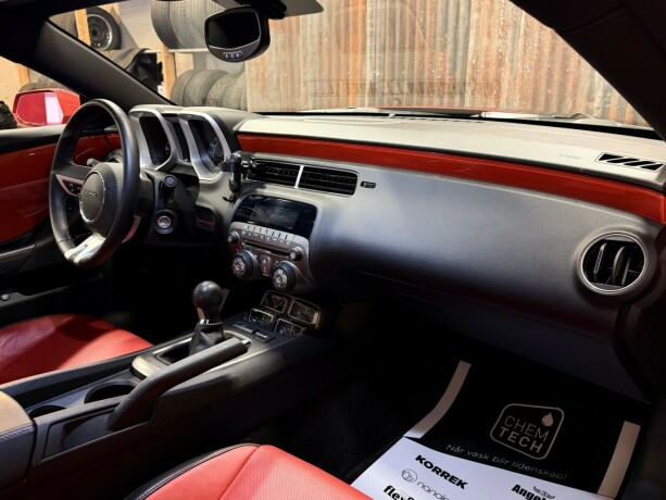 chevrolet-camaro-bensin-2010-big-36