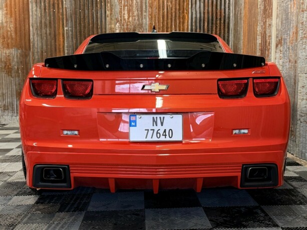 chevrolet-camaro-bensin-2010-big-21