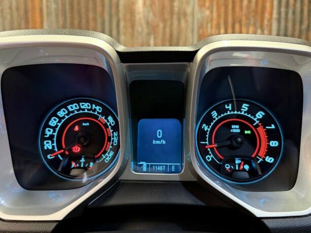 chevrolet-camaro-bensin-2010-big-29