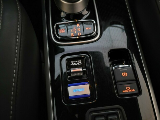 mitsubishi-outlander-plug-in-petrol-2019-big-26